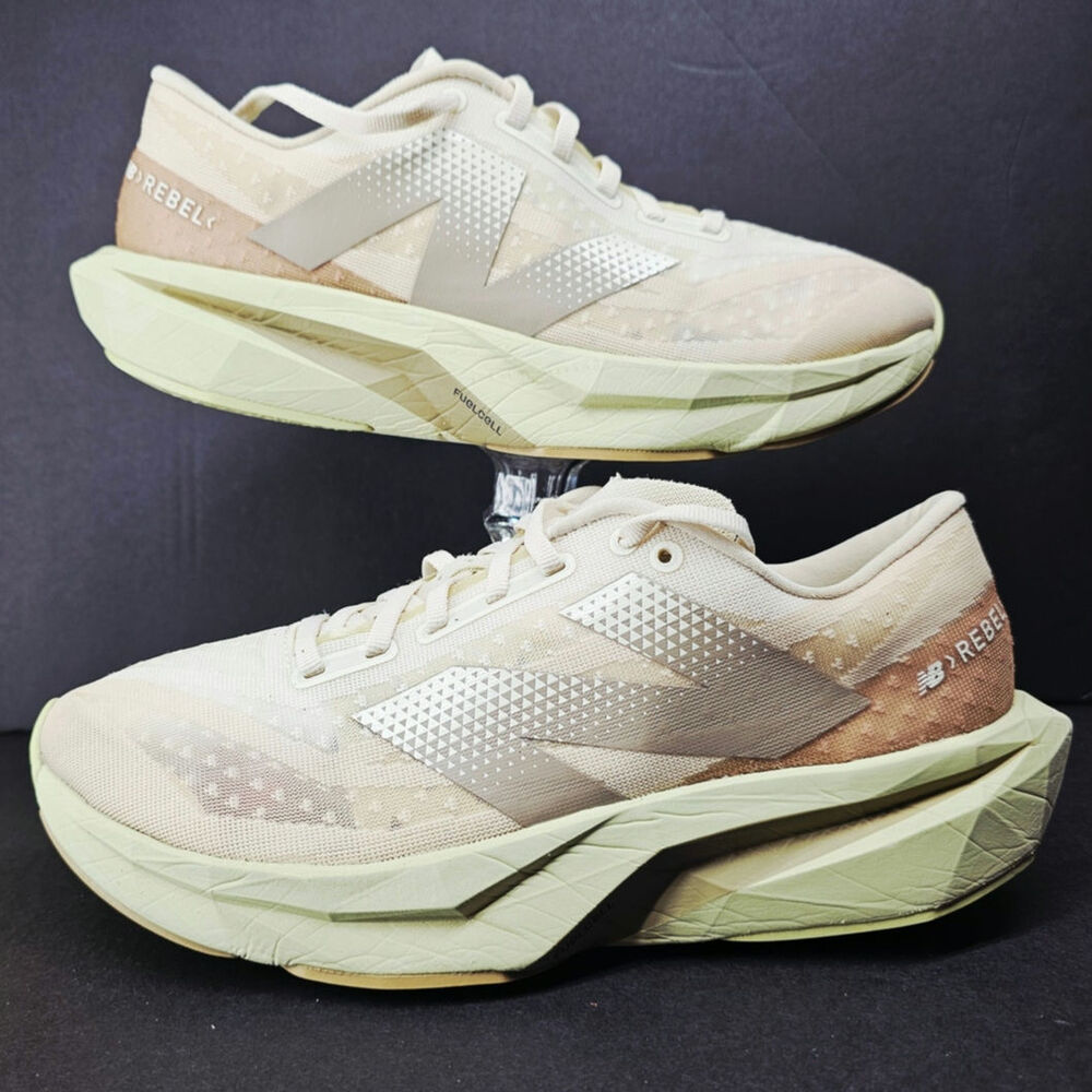 New Balance Men 8 Comfy footwear